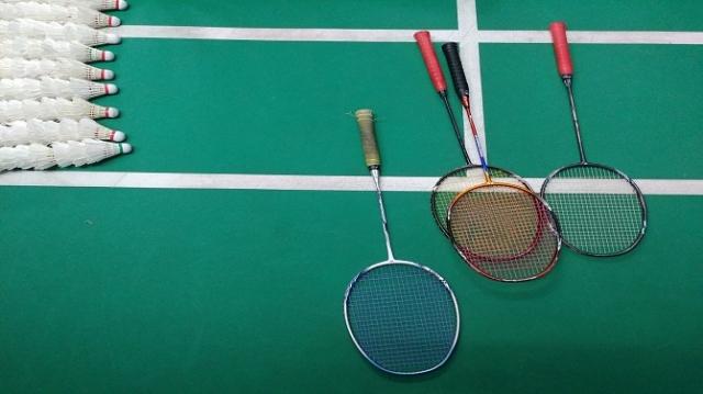 Our Comprehensive Guide To Choosing Badminton Rackets